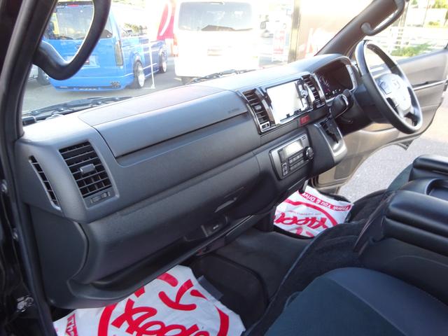 ハイエースバン スーパーGL ダークプライムII Essexフロントデュフィーザー/フルフラット/ルームキャリア/フルセグナビ/バックカメラ/ETC/LEDヘッドライト/ETC/スマートキー/プッシュスタート/社外AW16インチ/トーヨータイヤ(57枚目)