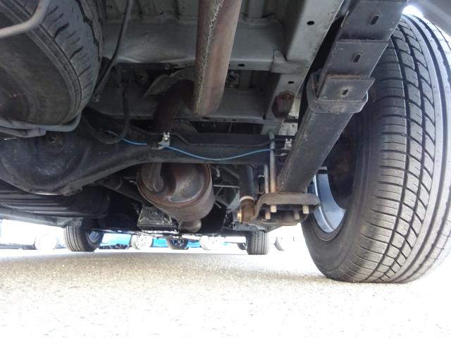 ハイエースワゴン GL ユーザー買取車/ワンオーナー車/Flex使用フルフラットシート/3列目ベンチシート/フローリング施工/フロントリップ/ローダウン/社外17インチAWナスカーホワイトレター/ナビ/フリップダウンモニター(33枚目)