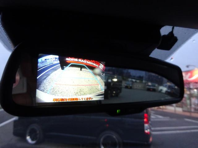 ハイエースワゴン GL ユーザー買取車/ワンオーナー車/Flex使用フルフラットシート/3列目ベンチシート/フローリング施工/フロントリップ/ローダウン/社外17インチAWナスカーホワイトレター/ナビ/フリップダウンモニター(64枚目)