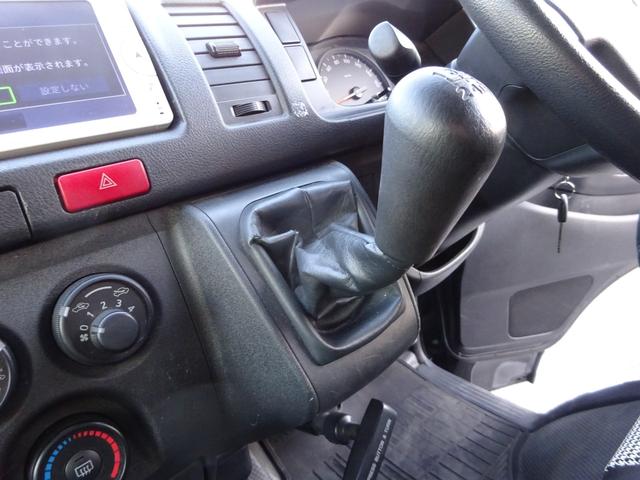 ハイエースバン ロングＤＸ　ＭＴ車／Ｓ－ＧＬ仕様／マニュアル車／（71枚目）