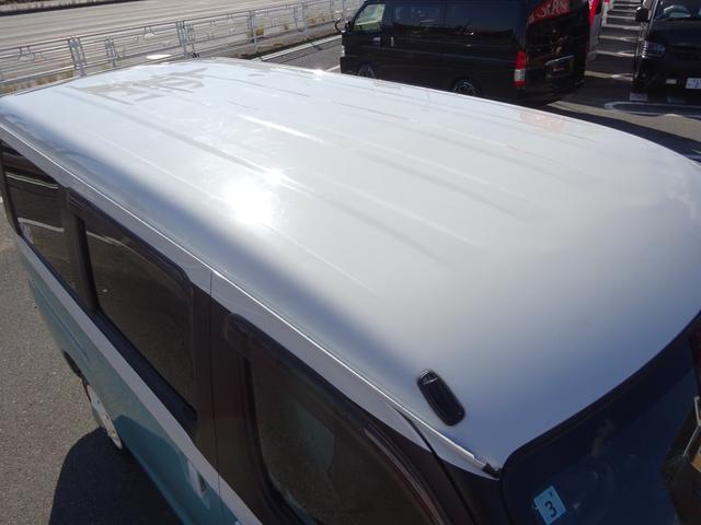 タウンエースバン ＧＬ　Ｌｕａｎａオリジナル架装／５人乗り４ナンバー車／キャンピングカー仕様／ベッドキット／テーブル／コーデュロイシートカバー／フルフラット／ウッドパネル／内装架装／ツートンカラー／フォグランプ／フルセグナビ（15枚目）