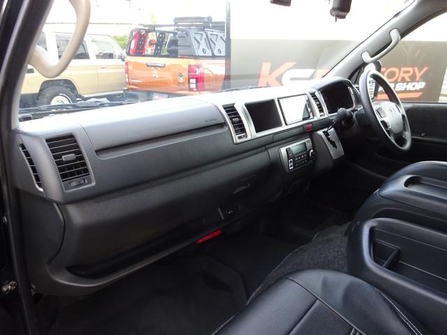 ハイエースワゴン GL FLEX内装架装Ver1/ワンオーナー車/フルフラットベッド/床フローリング加工/脱着式テーブル/パノラミックビューモニター/全方位カメラ/フルセグナビ/ETC/デジタルインナーミラー/17インチAW(33枚目)