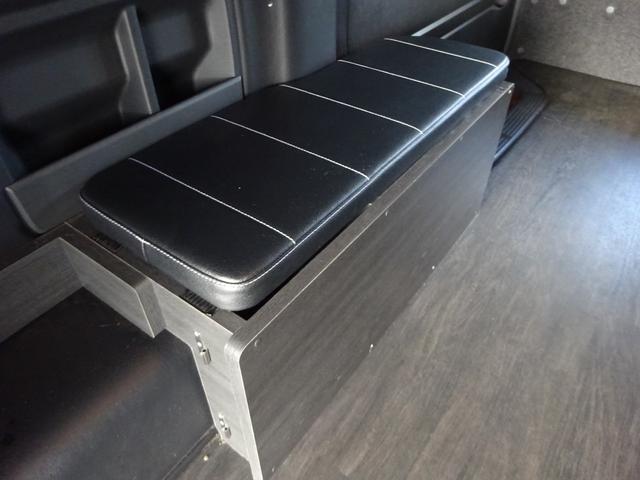 ハイエースワゴン GL FLEX内装架装Ver1/ワンオーナー車/フルフラットベッド/床フローリング加工/脱着式テーブル/パノラミックビューモニター/全方位カメラ/フルセグナビ/ETC/デジタルインナーミラー/17インチAW(72枚目)