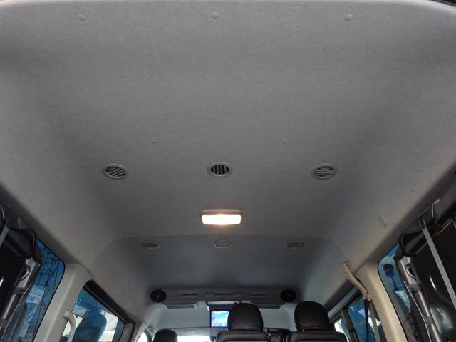 ハイエースワゴン GL FLEX内装架装Ver1/ワンオーナー車/フルフラットベッド/床フローリング加工/脱着式テーブル/パノラミックビューモニター/全方位カメラ/フルセグナビ/ETC/デジタルインナーミラー/17インチAW(76枚目)