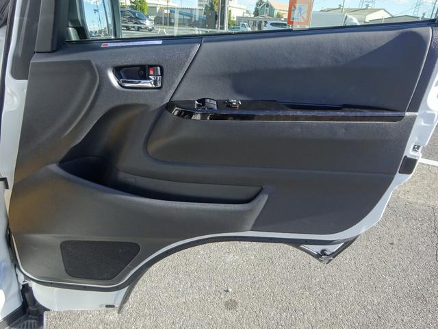 ハイエースバン スーパーGL ダークプライムII ワンオーナー車/4WD車/後席モニター/フローティングナビ/バックカメラ/ETC/ベッドキット4分割式/両側パワースライドドア/クルーズコントロール/クインテリジェントリアランスソナー/100V電源/(54枚目)