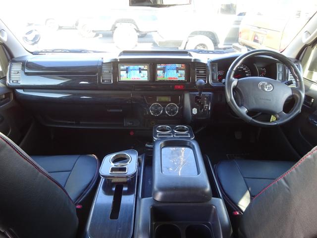 ハイエースワゴン ＧＬ　内装架装／ベッドキット／床フローリング加工／７型フェイス／ＳＤフルセグナビ／後席モニター／ＥＴＣ／パワースライドドア／コンビハンドル／シートカバー／１９インチＡＷ／フルエアロ／インナーブラックライト／（41枚目）