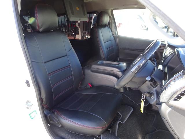 ハイエースワゴン ＧＬ　内装架装／ベッドキット／床フローリング加工／７型フェイス／ＳＤフルセグナビ／後席モニター／ＥＴＣ／パワースライドドア／コンビハンドル／シートカバー／１９インチＡＷ／フルエアロ／インナーブラックライト／（42枚目）