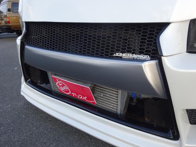 ハイエースワゴン GL ユーザー買取車/ジョーカーデザインフルエアロ/ALPINE BICX/ヴァレンティーヘッドライト/ヴァレンティーLEDテールランプ/ルーフスポイラー/社外ホイール17インチ/フルカスタム(15枚目)