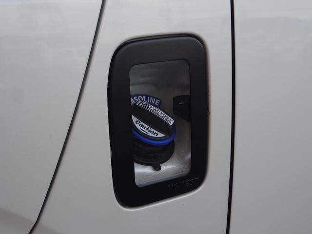 ハイエースワゴン GL ユーザー買取車/ジョーカーデザインフルエアロ/ALPINE BICX/ヴァレンティーヘッドライト/ヴァレンティーLEDテールランプ/ルーフスポイラー/社外ホイール17インチ/フルカスタム(43枚目)