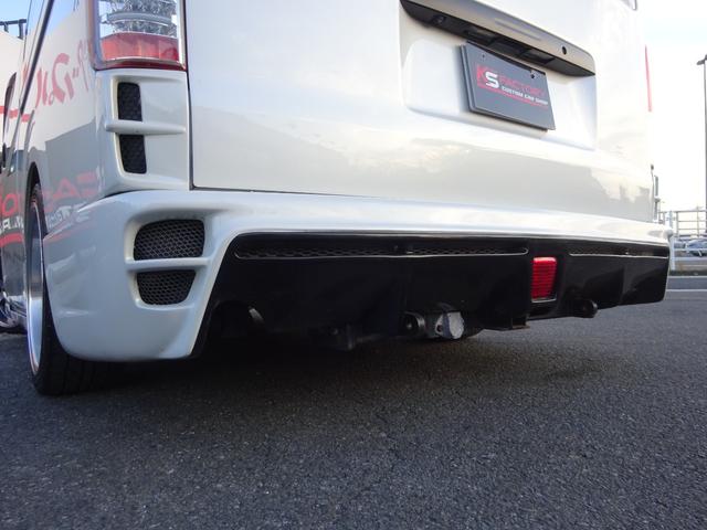 ハイエースワゴン GL ユーザー買取車/ジョーカーデザインフルエアロ/ALPINE BICX/ヴァレンティーヘッドライト/ヴァレンティーLEDテールランプ/ルーフスポイラー/社外ホイール17インチ/フルカスタム(46枚目)
