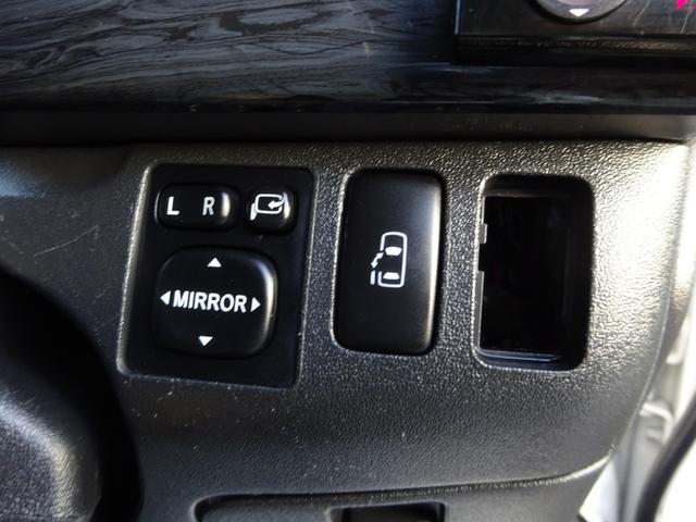 ハイエースワゴン GL ユーザー買取車/ジョーカーデザインフルエアロ/ALPINE BICX/ヴァレンティーヘッドライト/ヴァレンティーLEDテールランプ/ルーフスポイラー/社外ホイール17インチ/フルカスタム(55枚目)