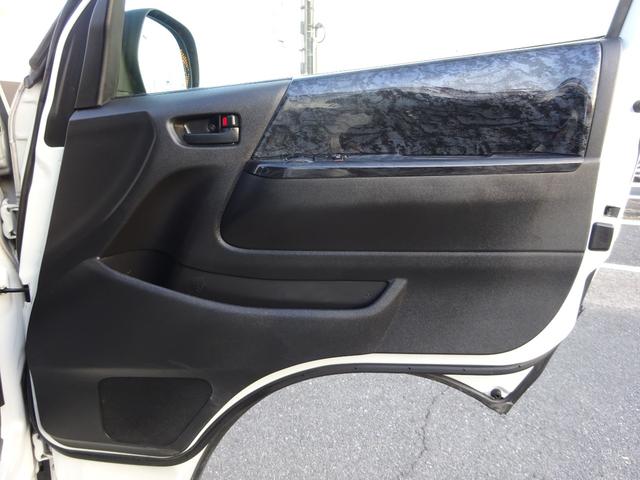 ハイエースワゴン GL ユーザー買取車/ジョーカーデザインフルエアロ/ALPINE BICX/ヴァレンティーヘッドライト/ヴァレンティーLEDテールランプ/ルーフスポイラー/社外ホイール17インチ/フルカスタム(63枚目)