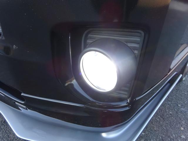 ハイエースバン スーパーGL ダークプライム ワンオーナー車/415コブラフルエアロ/バッドフェイスボンネット/415コブラバッドテール/415コブラバッドラッカー17インチナスカー/スライドレール付後部座席/ベッドキット/両側パワースライドドア(26枚目)