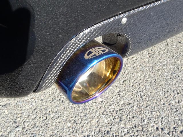 ハイエースバン スーパーGL ダークプライム ワンオーナー車/415コブラフルエアロ/バッドフェイスボンネット/415コブラバッドテール/415コブラバッドラッカー17インチナスカー/スライドレール付後部座席/ベッドキット/両側パワースライドドア(40枚目)