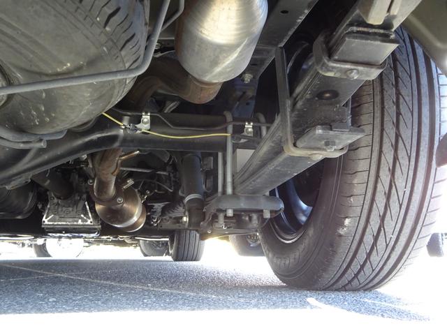 ハイエースバン スーパーGL ダークプライム ワンオーナー車/415コブラフルエアロ/バッドフェイスボンネット/415コブラバッドテール/415コブラバッドラッカー17インチナスカー/スライドレール付後部座席/ベッドキット/両側パワースライドドア(44枚目)