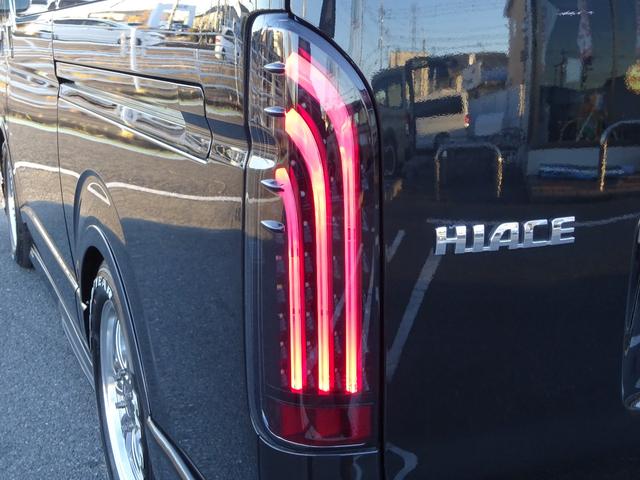 ハイエースバン スーパーGL ダークプライム ワンオーナー車/415コブラフルエアロ/バッドフェイスボンネット/415コブラバッドテール/415コブラバッドラッカー17インチナスカー/スライドレール付後部座席/ベッドキット/両側パワースライドドア(46枚目)