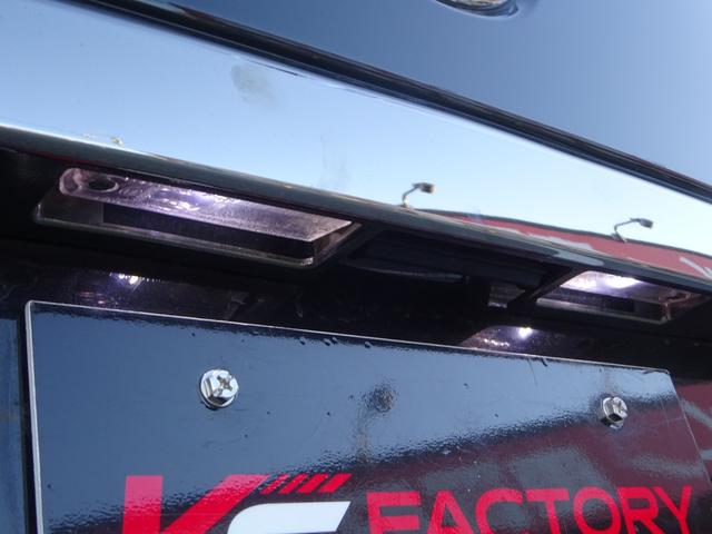 ハイエースバン スーパーGL ダークプライム ワンオーナー車/415コブラフルエアロ/バッドフェイスボンネット/415コブラバッドテール/415コブラバッドラッカー17インチナスカー/スライドレール付後部座席/ベッドキット/両側パワースライドドア(68枚目)