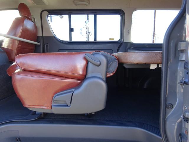 ハイエースバン ロングスーパーGL Renocaコーストライン/角目4灯/新品タイヤ/ベッドキット/ブラウン内装/16インチAW/ナスカータイヤ/フルセグナビ/バックカメラ/コンビハンドル/シートカバーブラウン/タイミングベルト交換済み(50枚目)