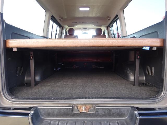 ハイエースバン ロングスーパーGL Renocaコーストライン/角目4灯/新品タイヤ/ベッドキット/ブラウン内装/16インチAW/ナスカータイヤ/フルセグナビ/バックカメラ/コンビハンドル/シートカバーブラウン/タイミングベルト交換済み(56枚目)