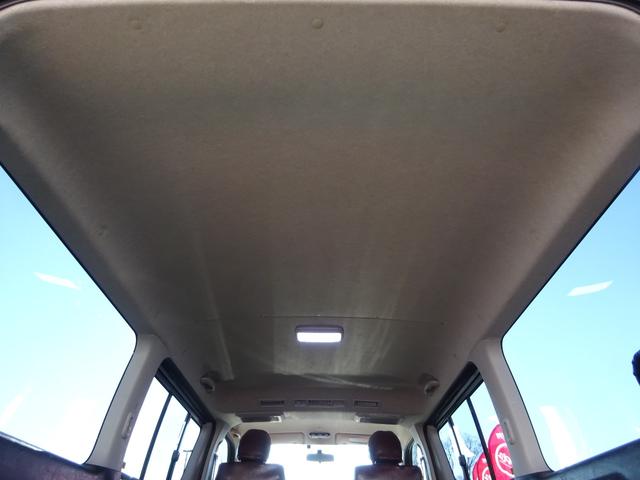 ハイエースバン ロングスーパーGL Renocaコーストライン/角目4灯/新品タイヤ/ベッドキット/ブラウン内装/16インチAW/ナスカータイヤ/フルセグナビ/バックカメラ/コンビハンドル/シートカバーブラウン/タイミングベルト交換済み(68枚目)