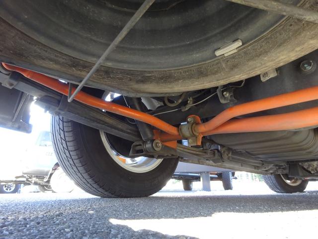 ハイエースバン スーパーGL ダークプライムII 8人乗り/構造変更公認済/5ナンバー車両/オートクルザー付き/ユーアイビークルフロントスタビライザー/リアスタビライザー/ゼロブレイク16インチタイヤ/ヴァレンティーレボ3LEDテール/ウィンカーミラ(22枚目)