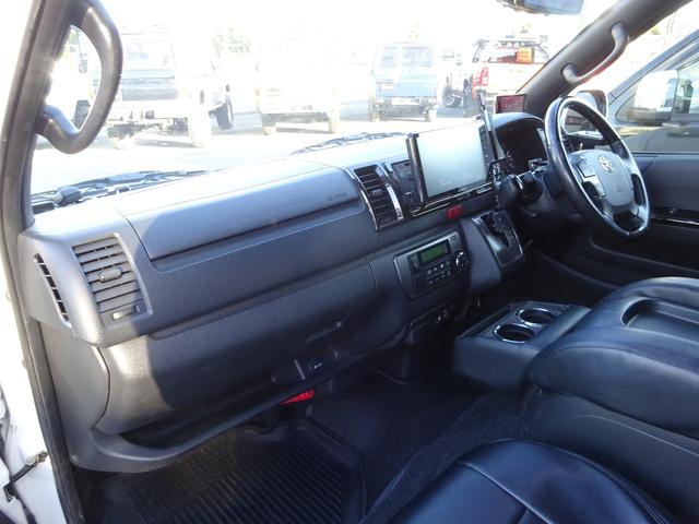 ハイエースバン スーパーGL ダークプライムII 8人乗り/構造変更公認済/5ナンバー車両/オートクルザー付き/ユーアイビークルフロントスタビライザー/リアスタビライザー/ゼロブレイク16インチタイヤ/ヴァレンティーレボ3LEDテール/ウィンカーミラ(39枚目)