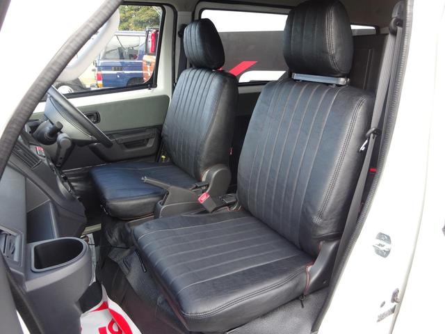 タウンエースバン ＧＬ　新車／フルセグナビ／後席モニター／ベッドキット／テーブル／新品シートカバーＢＫ／ナビＢｌｕｅｔｏｏｔｈ対応／ＬＥＤヘッドライト／バックカメラ／ＣＤ・ＤＶＤ再生／床パネル／キャンピングカー仕様／ＥＴＣ／（9枚目）