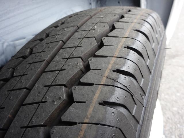 タウンエースバン ＧＬ　新車／フルセグナビ／後席モニター／ベッドキット／テーブル／新品シートカバーＢＫ／ナビＢｌｕｅｔｏｏｔｈ対応／ＬＥＤヘッドライト／バックカメラ／ＣＤ・ＤＶＤ再生／床パネル／キャンピングカー仕様／ＥＴＣ／（35枚目）