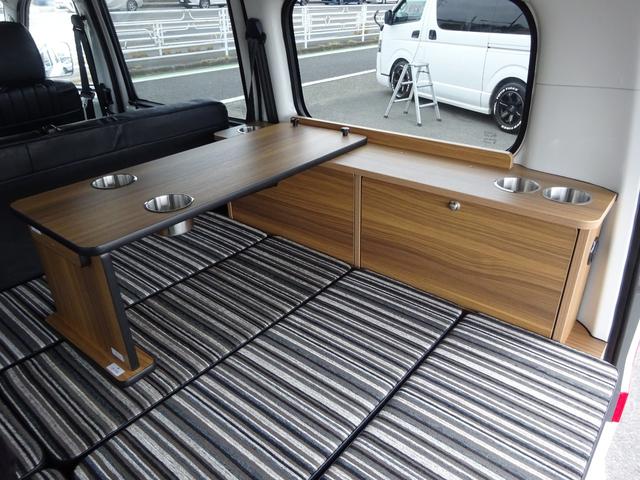 タウンエースバン ＧＬ　新車／フルセグナビ／後席モニター／ベッドキット／テーブル／新品シートカバーＢＫ／ナビＢｌｕｅｔｏｏｔｈ対応／ＬＥＤヘッドライト／バックカメラ／ＣＤ・ＤＶＤ再生／床パネル／キャンピングカー仕様／ＥＴＣ／（63枚目）