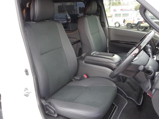 ハイエースバン スーパーＧＬ　ダークプライムＩＩ　ワンオーナー車／４ＷＤ車／新品タイヤ／フローティングナビ／ユーアイビークル前後強化スタビライザー／ツイーター／サブウーファーバックカメラ／ＥＴＣ／ベッドキット４分割式／両側パワースライドドア／１００Ｖ（50枚目）