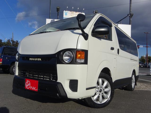 ハイエースバン