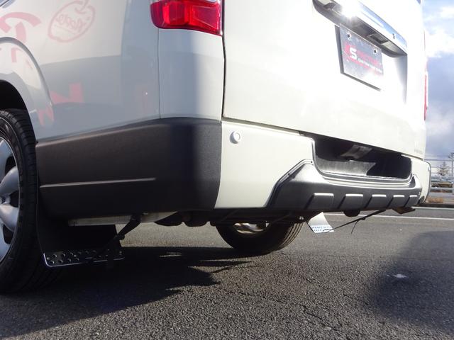 ハイエースバン