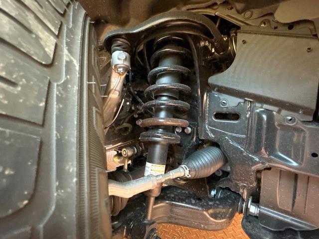 ランドクルーザー２５０ ＶＸ　禁煙車　サンルーフ　１２．３型ディスプレイ　全周囲カメラ　レーダークルーズ　ブラインドスポット　デジタルインナーミラー　本革シート　シートベンチレーション　電動リアゲート　ＬＥＤヘッド　ＥＴＣ（20枚目）