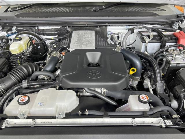 ランドクルーザー２５０ ＶＸ　禁煙車　サンルーフ　１２型ナビ　全周囲カメラ　レーダークルーズ　ＪＢＬ　ブラインドスポットモニター　デジタルインナーミラー　クリアランスソナー　純正１８インチＡＷ　ＬＥＤヘッド　ＥＴＣ（18枚目）