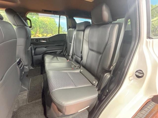 ランドクルーザー２５０ ＶＸ　禁煙車　サンルーフ　１２型ナビ　全周囲カメラ　レーダークルーズ　ＪＢＬ　ブラインドスポットモニター　デジタルインナーミラー　クリアランスソナー　純正１８インチＡＷ　ＬＥＤヘッド　ＥＴＣ（36枚目）
