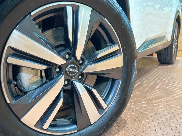 エクストレイル Ｇ　ｅ－４ＯＲＣＥ　禁煙車　純正１２型ナビ　全周囲カメラ　インテリジェントルームミラー　プロパイロット　電動リアゲート　ブラインドスポットモニター　Ｂｌｕｅｔｏｏｔｈ再生　フルセグ　ＬＥＤヘッドライト　シートヒーター（12枚目）