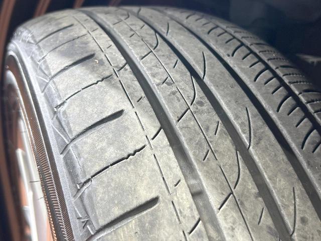 ＣＸ－８ ２５Ｔ　プロアクティブ　禁煙車　後席モニター　全周囲カメラ　６人乗り　ルーフレール　レーダークルーズ　ブラインドスポットモニター　純正ＳＤナビ　シートヒーター　ＬＥＤヘッド　ＥＴＣ　電動リアゲート　純正１９ＡＷ（21枚目）