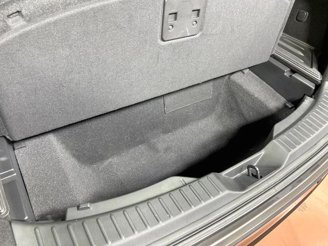ＣＸ－８ ２５Ｔ　プロアクティブ　禁煙車　後席モニター　全周囲カメラ　６人乗り　ルーフレール　レーダークルーズ　ブラインドスポットモニター　純正ＳＤナビ　シートヒーター　ＬＥＤヘッド　ＥＴＣ　電動リアゲート　純正１９ＡＷ（33枚目）