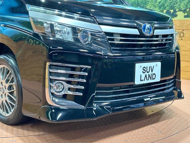 ヴォクシー ハイブリッドＺＳ　煌ＩＩ　禁煙　後席モニター　ＴＲＤエアロ　ＢＩＧ－Ｘ１１インチナビ　バックカメラ　両側電動ドア　ＥＴＣ　オートマチックハイビーム　トヨタセーフティーセンス　ＬＥＤヘッドライト　純正１６インチアルミ（4枚目）