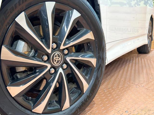 ノア ハイブリッドＳ－Ｚ　禁煙　後席モニター　快適利便パッケージ　１０．５型ディスプレイオーディオ　ヘッドアップディスプレイ　トヨタチームメイト　ＤＶＤ＆ＣＤ　フルセグ　ブラインドスポットモニター　デジタルインナーミラー（27枚目）