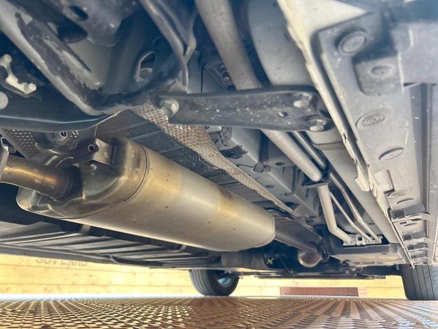 ノア ハイブリッドＳ－Ｚ　禁煙　後席モニター　快適利便パッケージ　１０．５型ディスプレイオーディオ　ヘッドアップディスプレイ　トヨタチームメイト　ＤＶＤ＆ＣＤ　フルセグ　ブラインドスポットモニター　デジタルインナーミラー（69枚目）