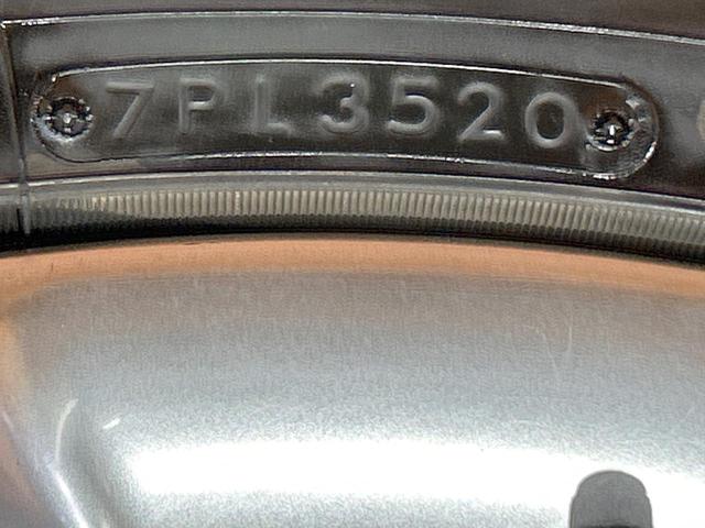 ＲＸ ＲＸ４５０ｈ　バージョンＬ　サンルーフ　フルエアロ　後席モニター　バックカメラ１００Ｖ電源　レーダークルーズ　禁煙車　電動リアゲート　茶川シート　前席シートエアコン　ヘッドアップディスプレイ　後席モニター　ＬＥＤヘッド（35枚目）