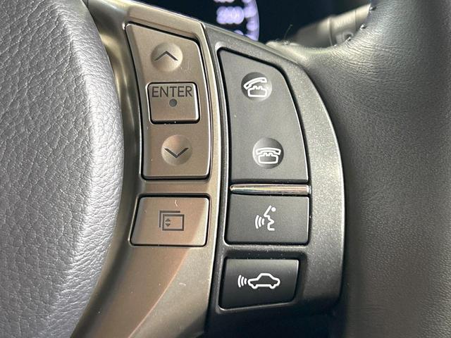 ＲＸ ＲＸ４５０ｈ　バージョンＬ　サンルーフ　フルエアロ　後席モニター　バックカメラ１００Ｖ電源　レーダークルーズ　禁煙車　電動リアゲート　茶川シート　前席シートエアコン　ヘッドアップディスプレイ　後席モニター　ＬＥＤヘッド（47枚目）