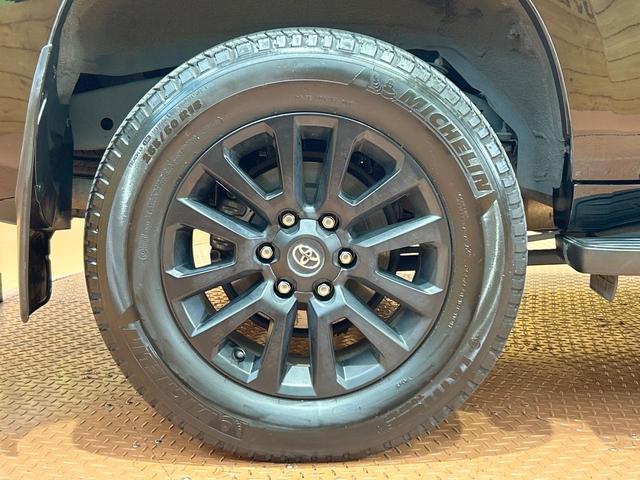 ランドクルーザープラド ＴＸ　Ｌパッケージ　マットブラックエディション　禁煙車　サンルーフ　９型ディスプレイオーディオ　全周囲カメラ　レーダークルーズ　シートベンチレーション　パワーシート　クリアランスソナー　ＬＥＤヘッド　ＥＴＣ　ブラインドスポットモニター（37枚目）