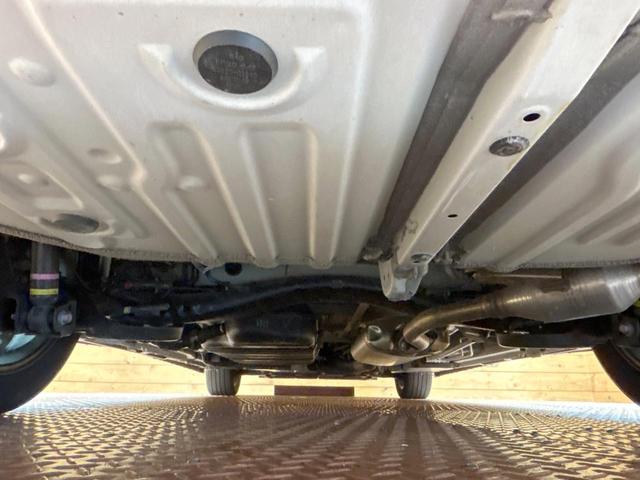 ヴォクシー ハイブリッドＳ－Ｚ　禁煙車　モデリスタ　後席モニター　両側電動ドア　全周囲カメラ　トヨタチームメイト　レーダークルーズ　電動リアゲート　１００Ｖ電源　ブラインドスポットモニター　クリアランスソナー　ＬＥＤヘッド　ＥＴＣ（19枚目）