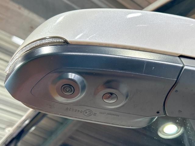 ヴォクシー ハイブリッドＳ－Ｚ　禁煙車　モデリスタ　後席モニター　両側電動ドア　全周囲カメラ　トヨタチームメイト　レーダークルーズ　電動リアゲート　１００Ｖ電源　ブラインドスポットモニター　クリアランスソナー　ＬＥＤヘッド　ＥＴＣ（33枚目）
