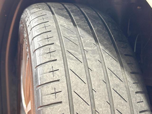 ヴォクシー ハイブリッドＳ－Ｚ　禁煙車　モデリスタ　後席モニター　両側電動ドア　全周囲カメラ　トヨタチームメイト　レーダークルーズ　電動リアゲート　１００Ｖ電源　ブラインドスポットモニター　クリアランスソナー　ＬＥＤヘッド　ＥＴＣ（36枚目）