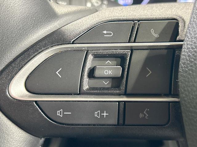 ヴォクシー ハイブリッドＳ－Ｚ　禁煙車　モデリスタ　後席モニター　両側電動ドア　全周囲カメラ　トヨタチームメイト　レーダークルーズ　電動リアゲート　１００Ｖ電源　ブラインドスポットモニター　クリアランスソナー　ＬＥＤヘッド　ＥＴＣ（50枚目）