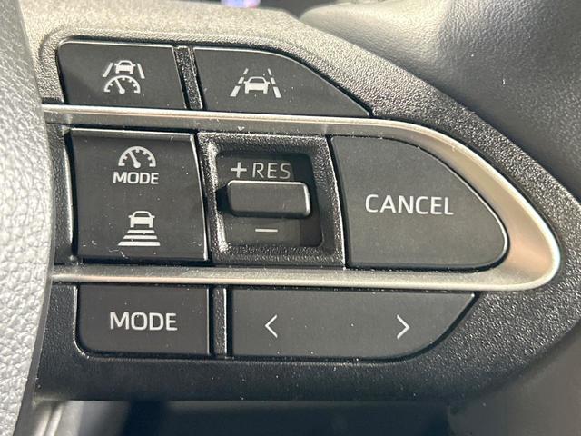 ヴォクシー ハイブリッドＳ－Ｚ　禁煙車　モデリスタ　後席モニター　両側電動ドア　全周囲カメラ　トヨタチームメイト　レーダークルーズ　電動リアゲート　１００Ｖ電源　ブラインドスポットモニター　クリアランスソナー　ＬＥＤヘッド　ＥＴＣ（51枚目）