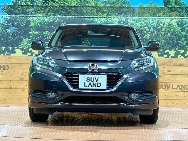 ヴェゼル ハイブリッドＺ　禁煙車　ＳＤナビ　フルセグ　クルーズコントロール　ＬＥＤヘッドライト　シートヒーター　バックカメラ　デュアルエアコン　純正１７インチアルミホイール　Ｂｌｕｅｔｏｏｔｈ再生　ＥＴＣ　スマートキー（15枚目）